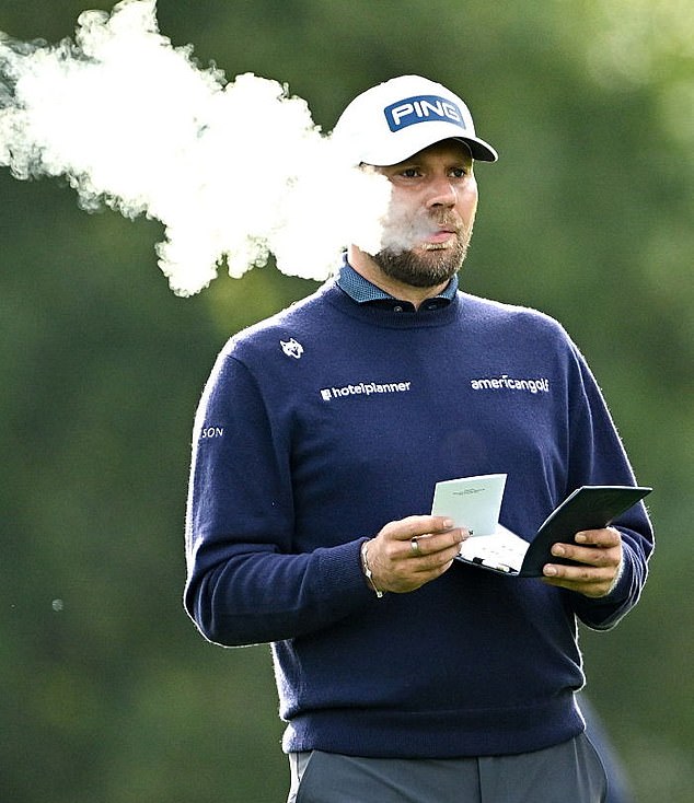 does tommy fleetwood smoke cigarettes Meet Charley Hull, the cigarette-smoking golfer who went viral at US Women's Open by emulating John Daly: Charley Hull, the world's No. 8 women's golfer, channeled her inner John Daly while signing John Daly smoked 21 cigarettes,