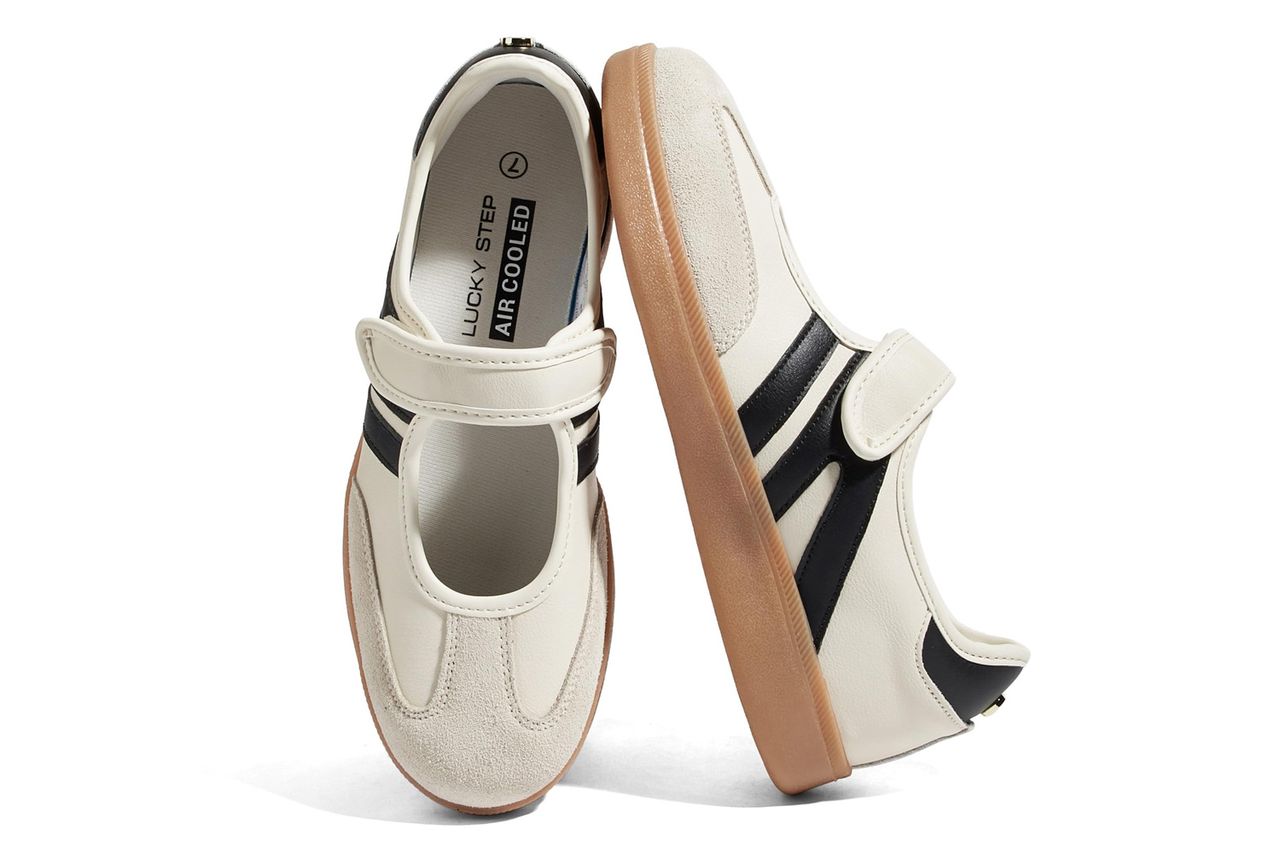 Amazon LUCKY STEP Women's Classic Retro Fashion Sneakers