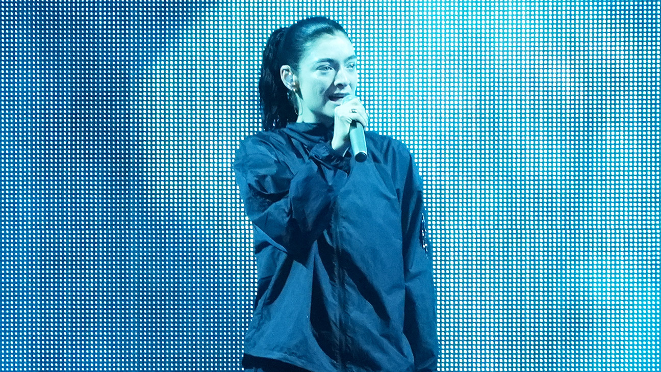 Lorde calls out Spotify over AI feature
