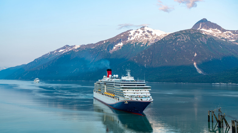 How to book the most affordable room on a cruise