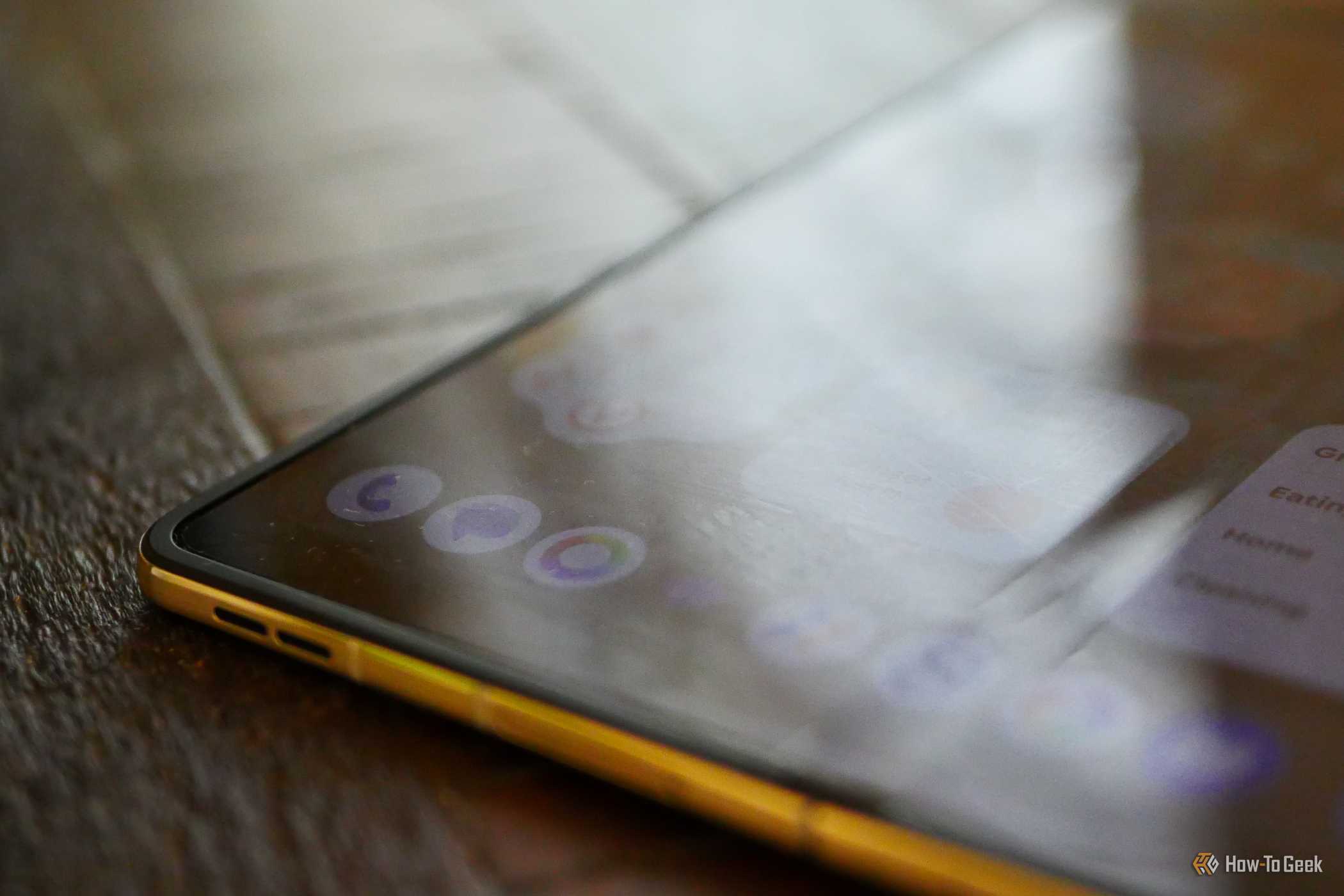 App icons on the inner screen of an unfolded Motorola Razr Fold.
