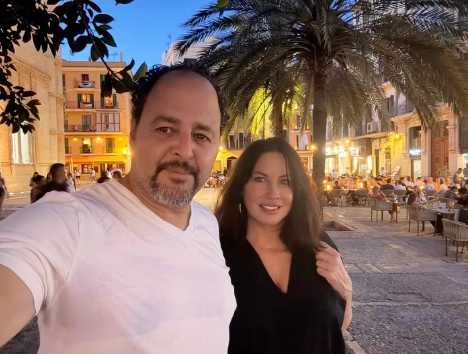 linda kozlowski husband spain