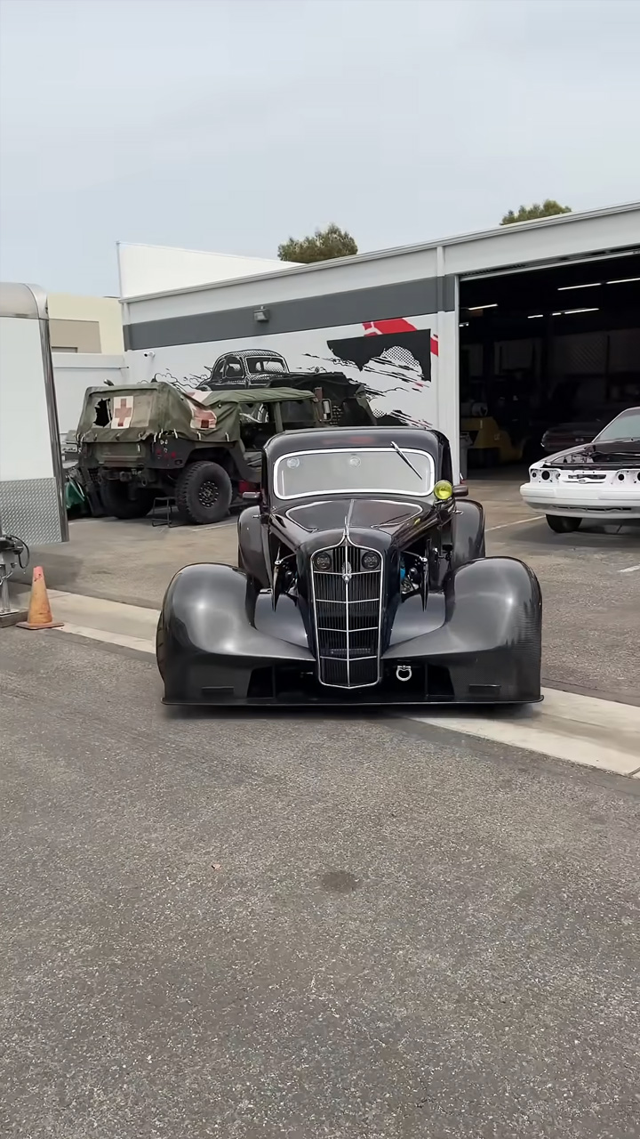 This 9.0L V10 hot rod sounds absolutely savage