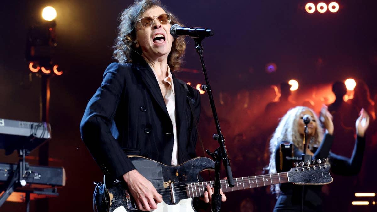 90s alt-rock legend Beck announces new album 'Ride Lonesome' and North American tour