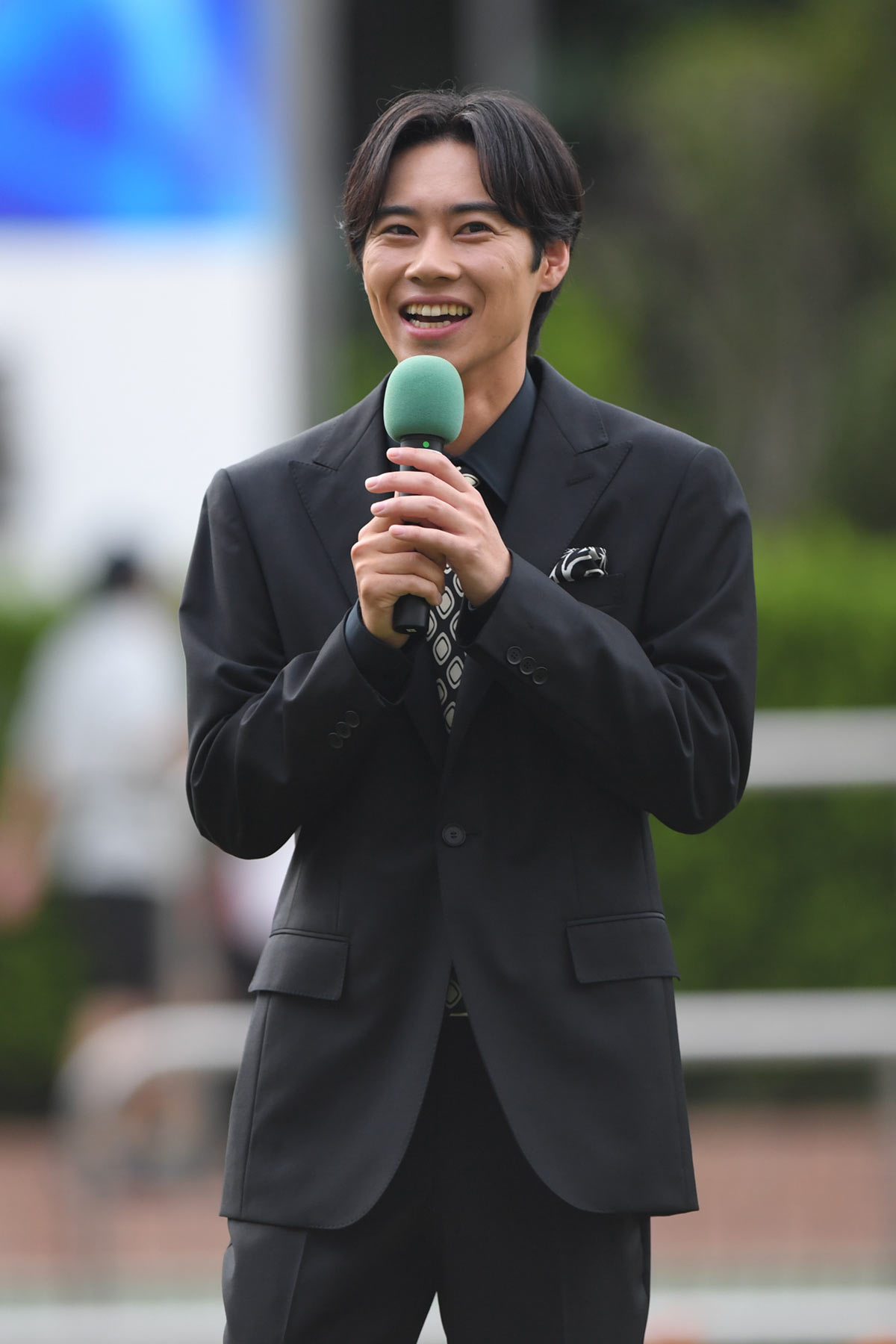 戸塚純貴、交際報道に「嘘だよね」ファン悲鳴…『虎に翼』で一気に全国区へ、“実力派俳優”として認知