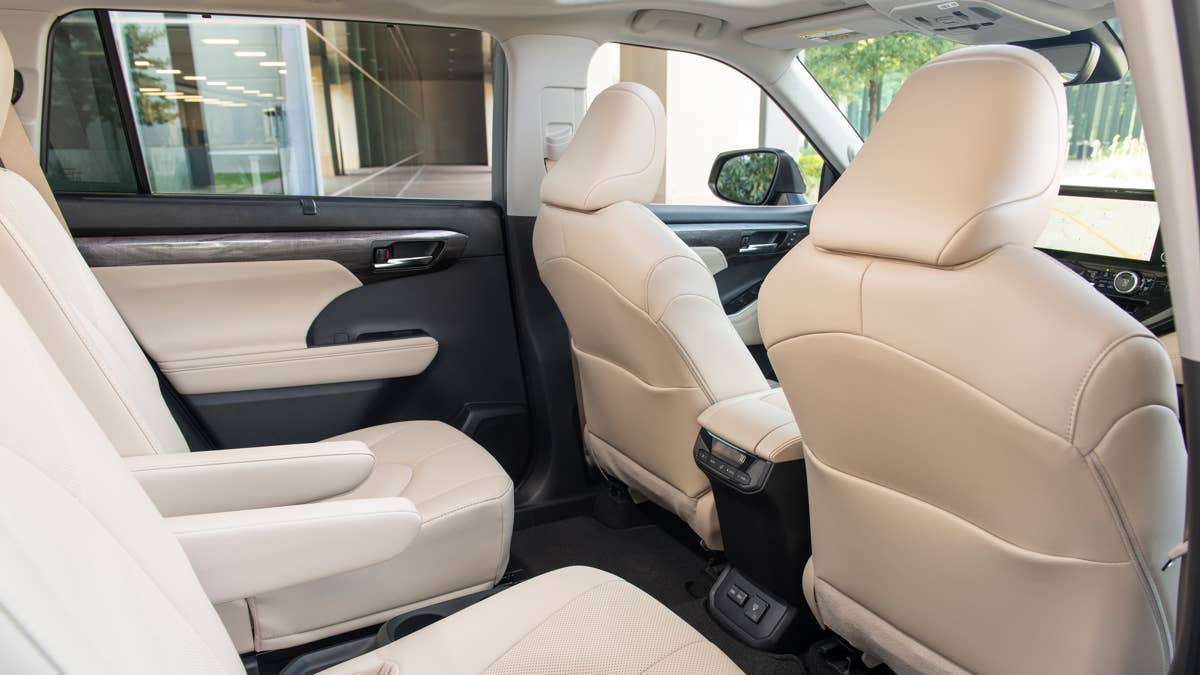 2025-2026-toyota-highlander
