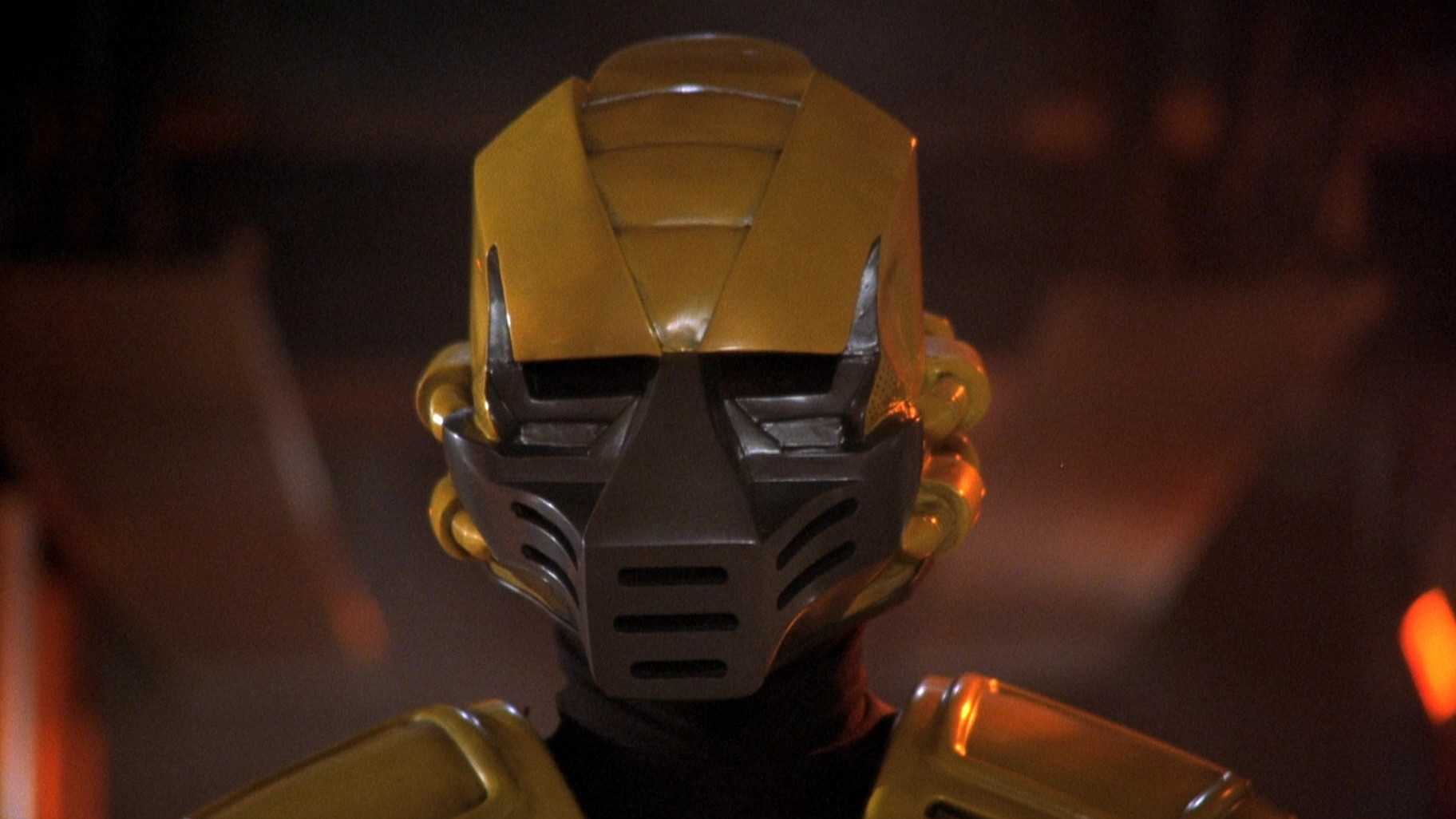 A closeup of Cyrax in Mortal Kombat: Annihilation