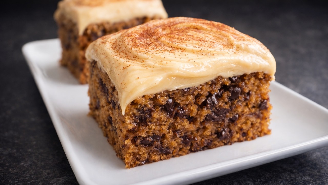 Make this easy banana cake for a sweet homemade treat