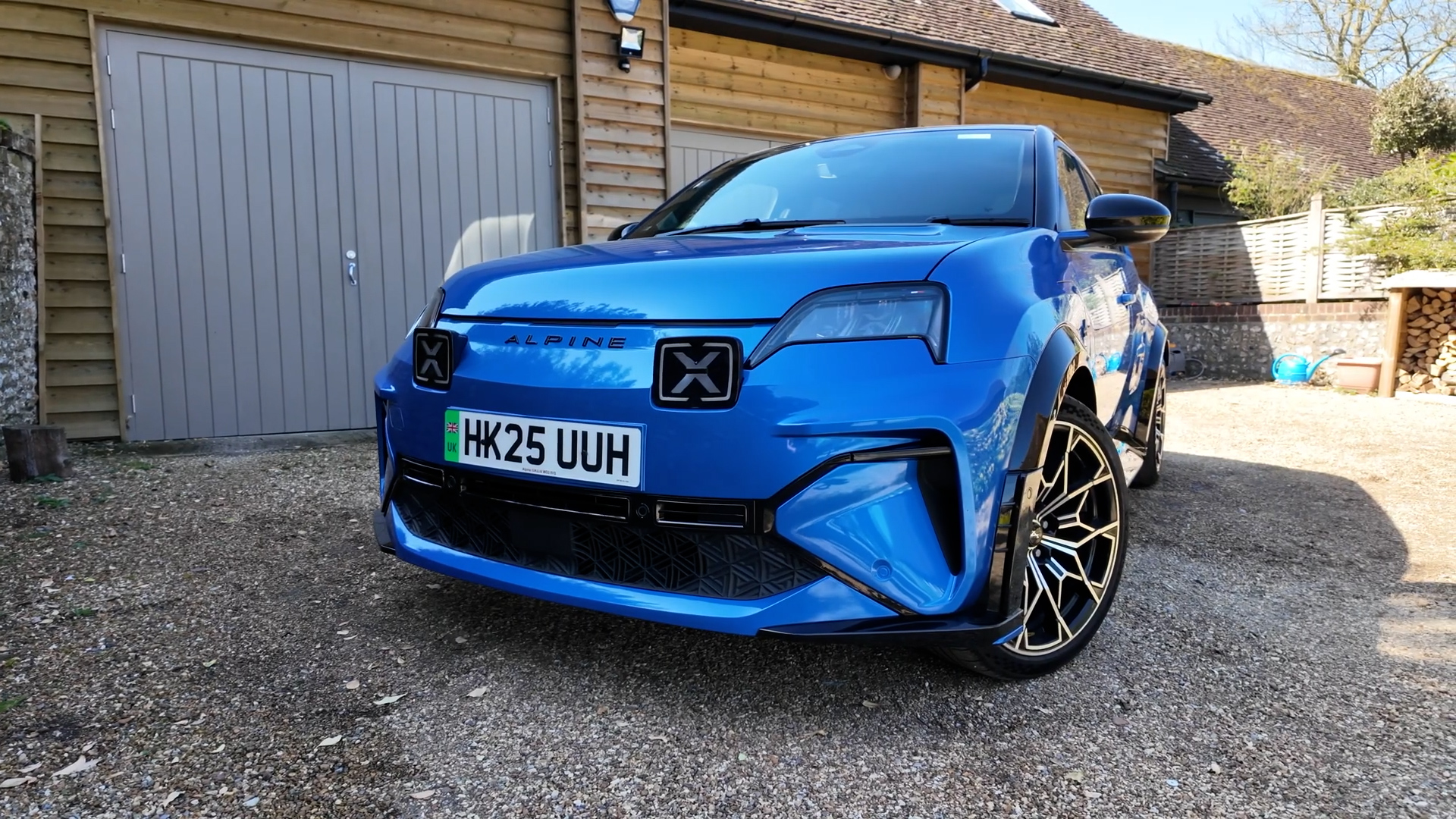 My new daily driver is a French electric hot hatch