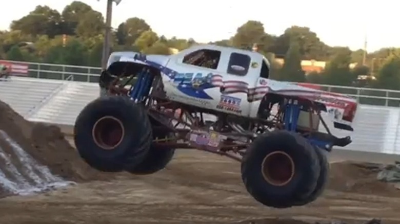 the-usa-1-here-s-what-happened-to-the-chevrolet-monster-truck