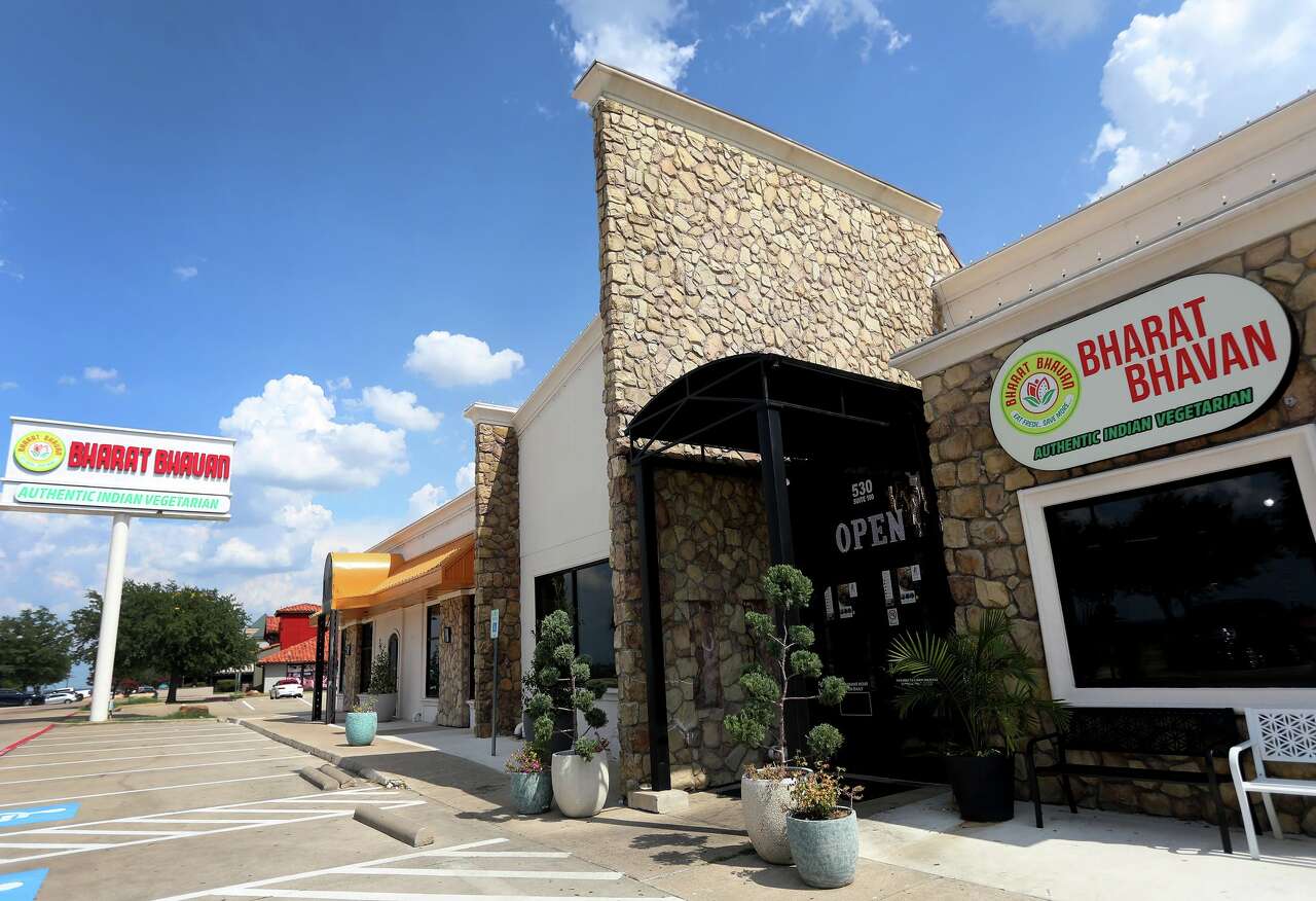 This North Texas Indian vegetarian restaurant is the world's largest, its owners say