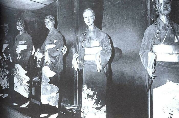 32 Eerie Historical Photos That Are Hard To Look Away From
