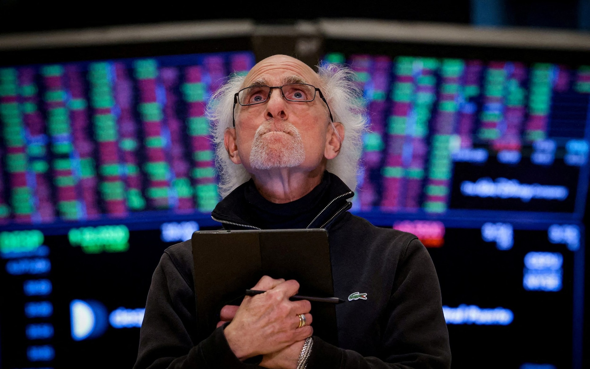 Dividends are the best way to protect yourself from the AI bubble