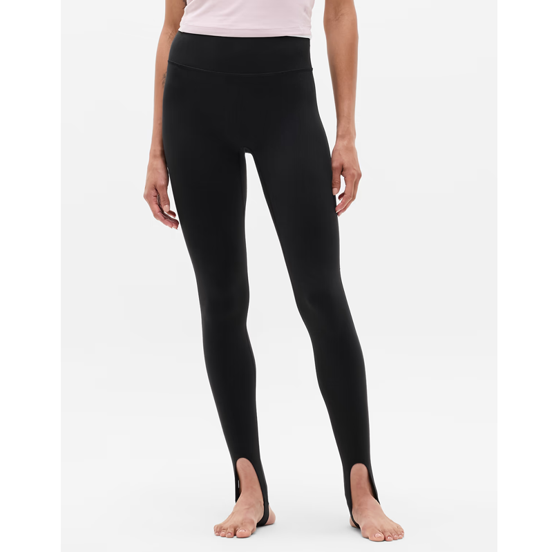 Build the perfect Pilates uniform with these 5 activewear picks