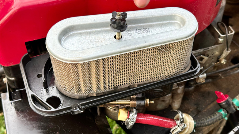 How To Clean The Air Filter On Your Lawn Mower (And Why You Should)