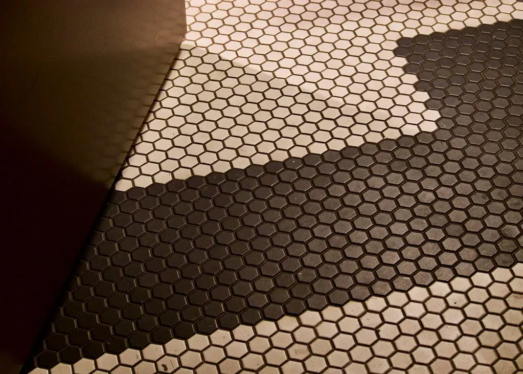 6. Tiny Mosaic And Penny Tile With Endless Grout Lines (judithjackson957, Flickr, CC BY 2.0)