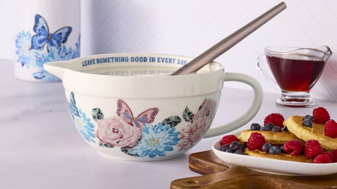 dolly-parton-25-quart-ceramic-mixing-bowl