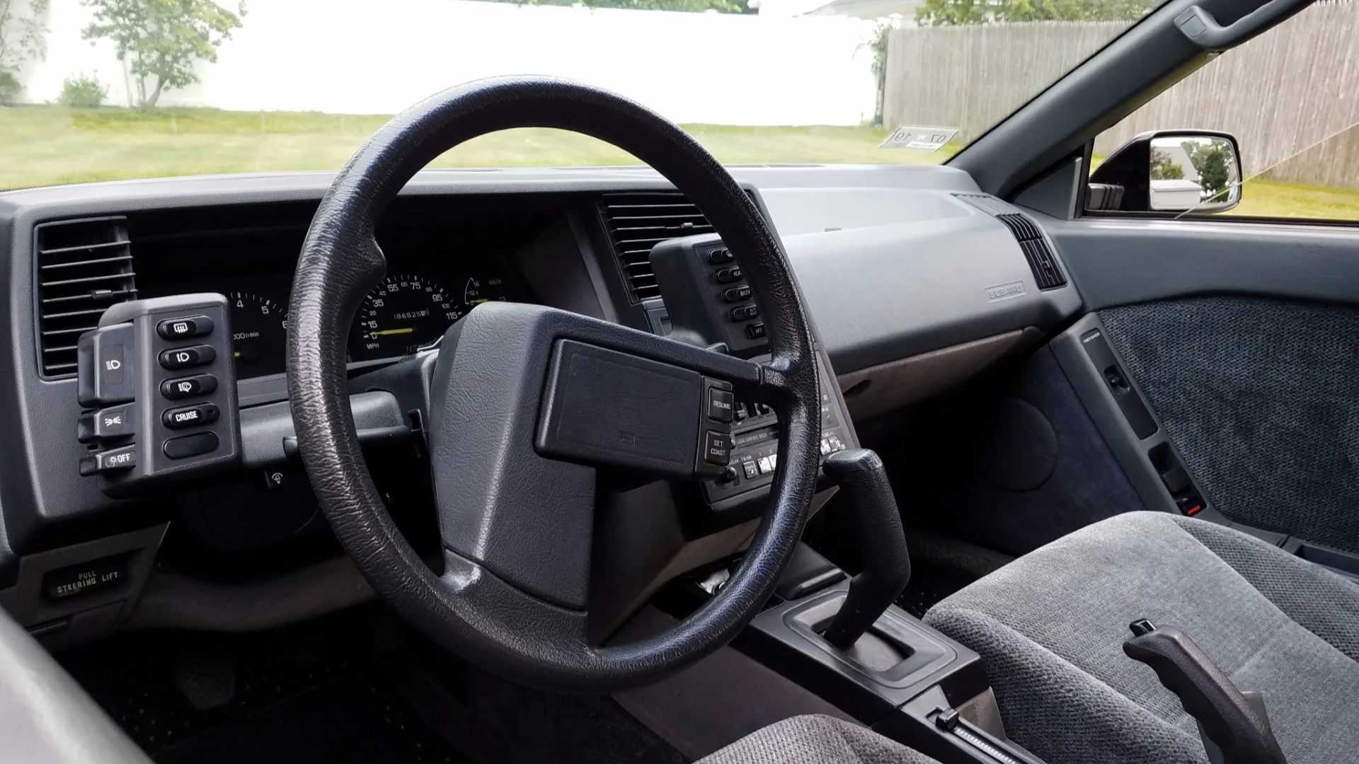 Subaru XT6 interior pic