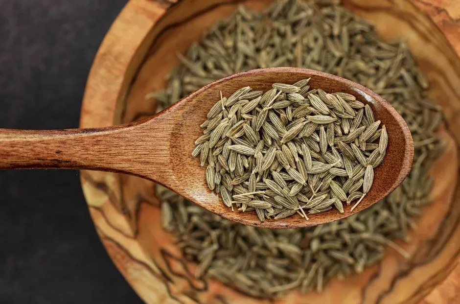 15 spices most home cooks buy but never use correctly