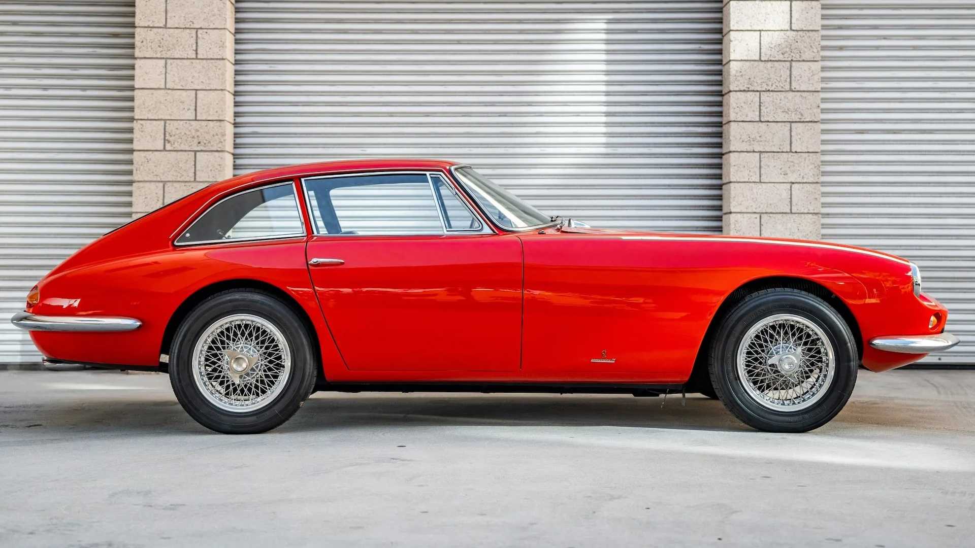 1963 Apollo GT side