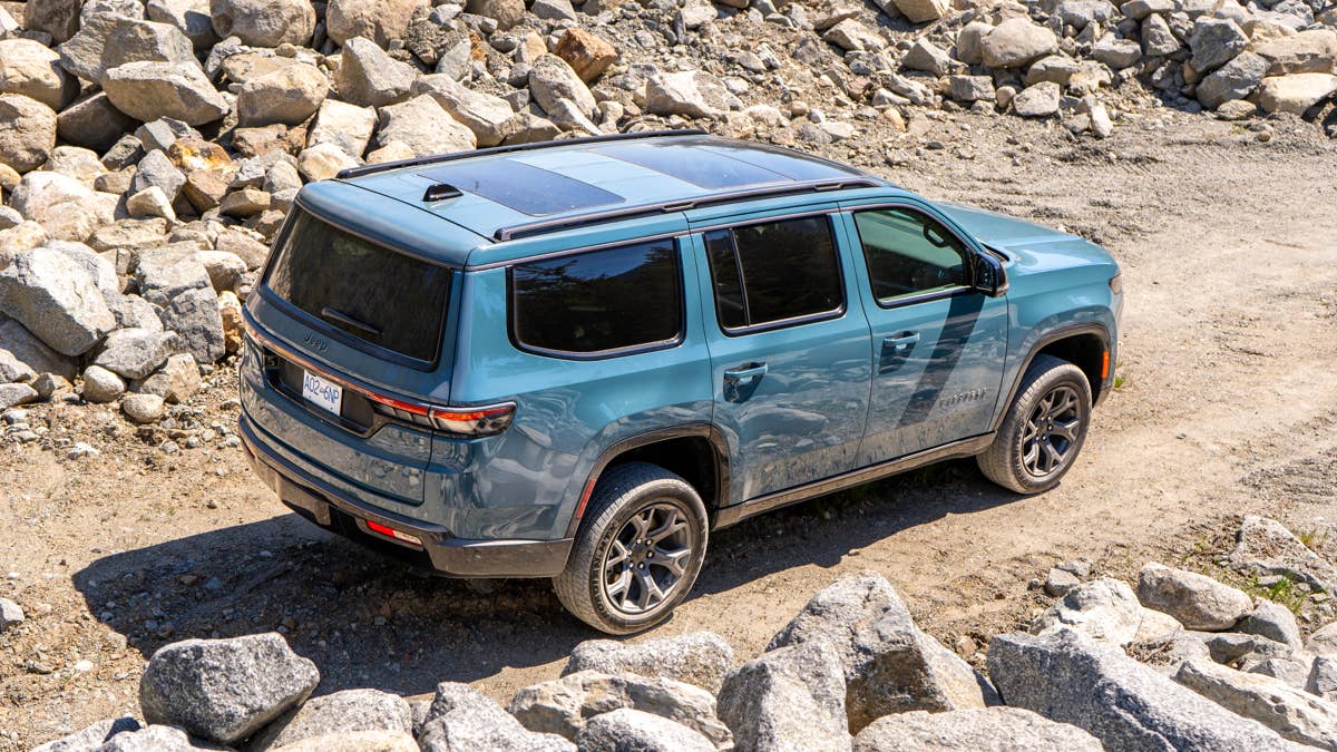 2026-jeep-grand-wagoneer-11