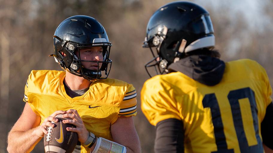 On3 fanned the flames of Iowa's ongoing starting QB battle with a bold prediction