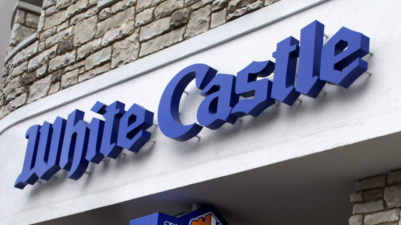 15 Restaurant Chains Americans Love Despite the Hate