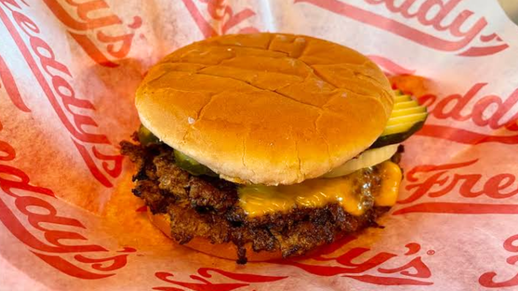 The Top 10 Fast Food Burgers in 2026, And 10 People Aren’t Loving Right Now
