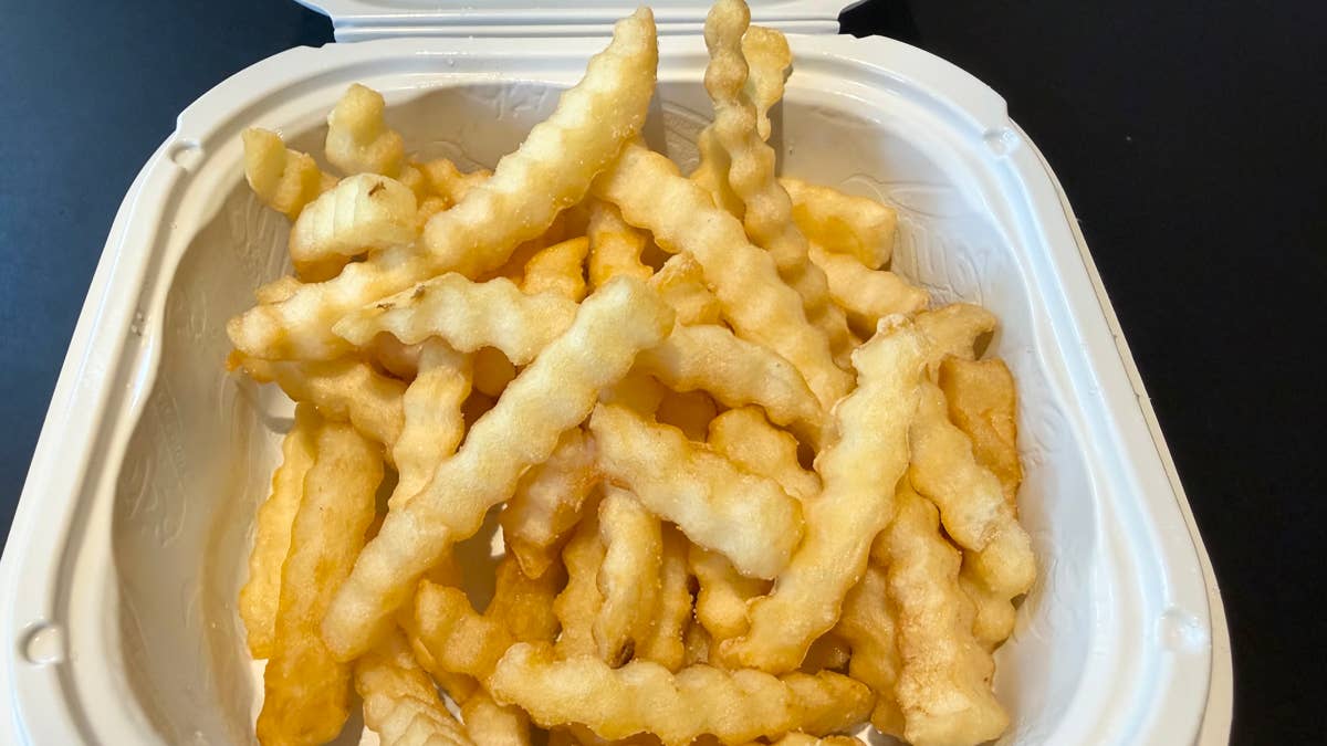 raising-canes-fries