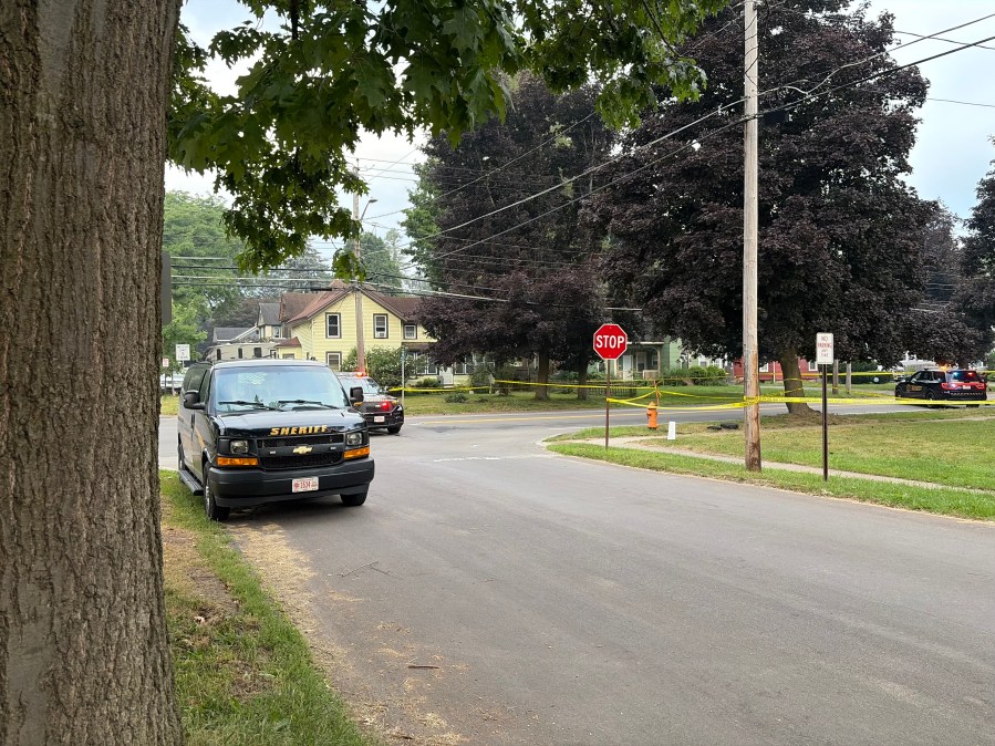 Woman on electric bike killed in Baldwinsville crash