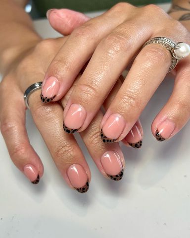 Animal Print French Leo Nails