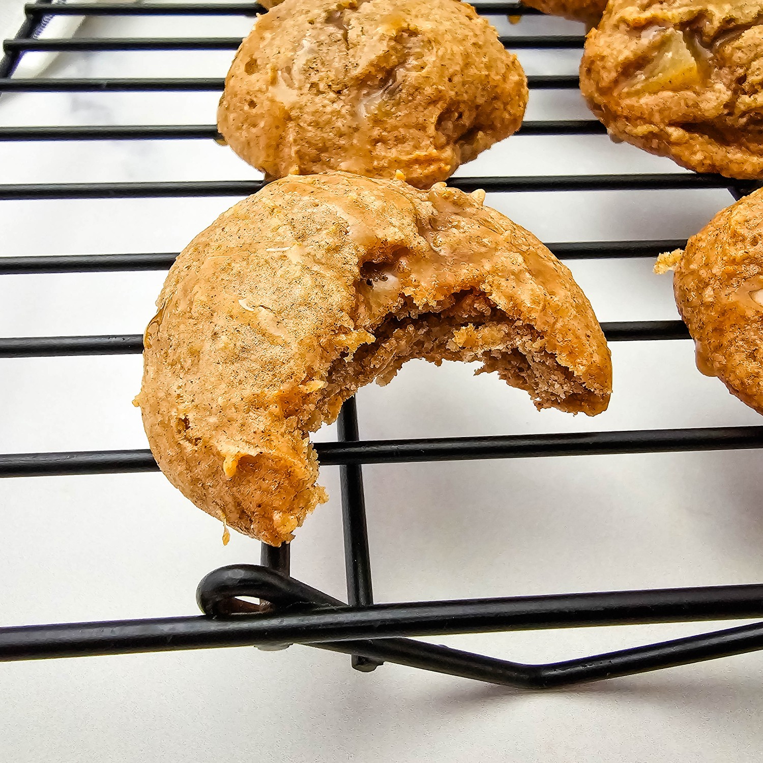 Apple pie filling cookies (4 easy ingredients)