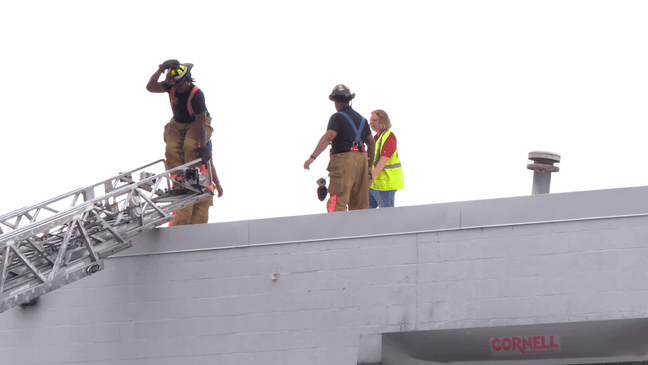 Recruits help knock down fire at Cincinnati commercial building