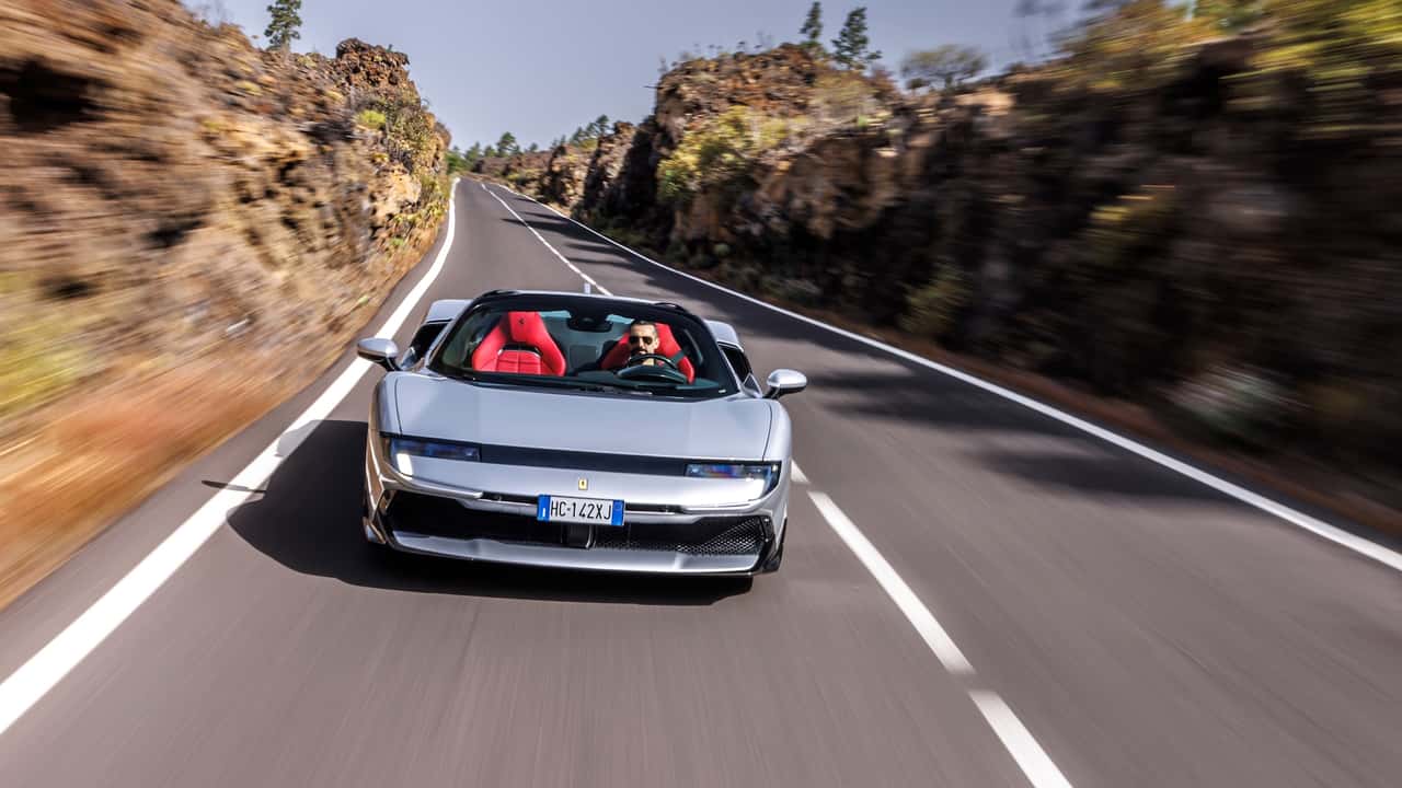 Ferrari 849 Testarossa Spider, the road test