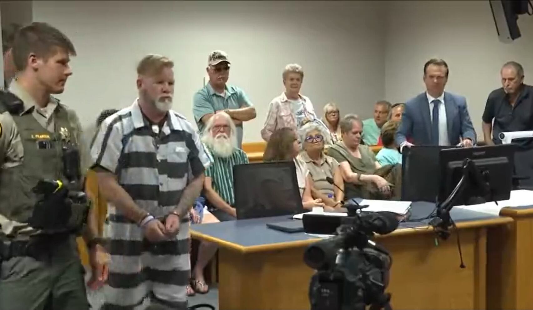 Man sentenced 10 years for Black Hawk County shooting