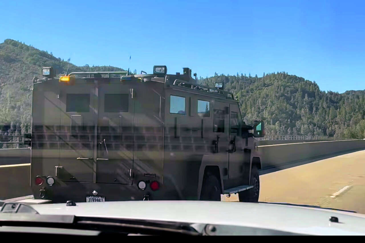 US Forest Service employees kidnapped in intense California standoff