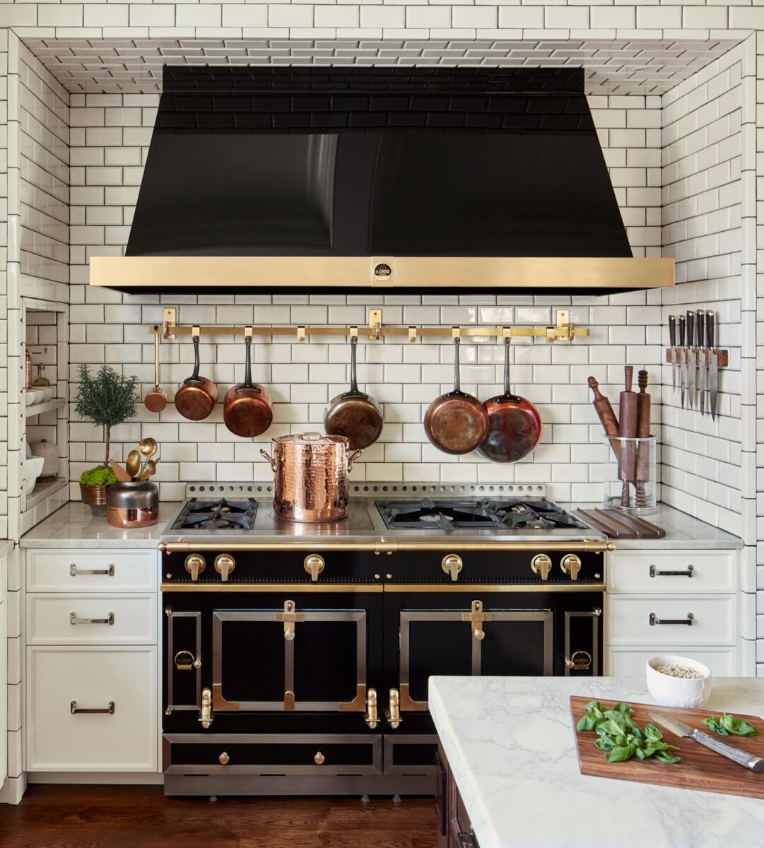 hbx030117toc_kitchen_pc_nathan-kirkman.jpg