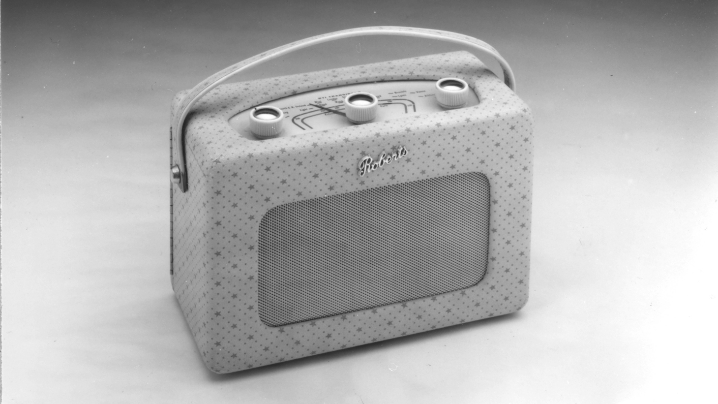Roberts R66 radio