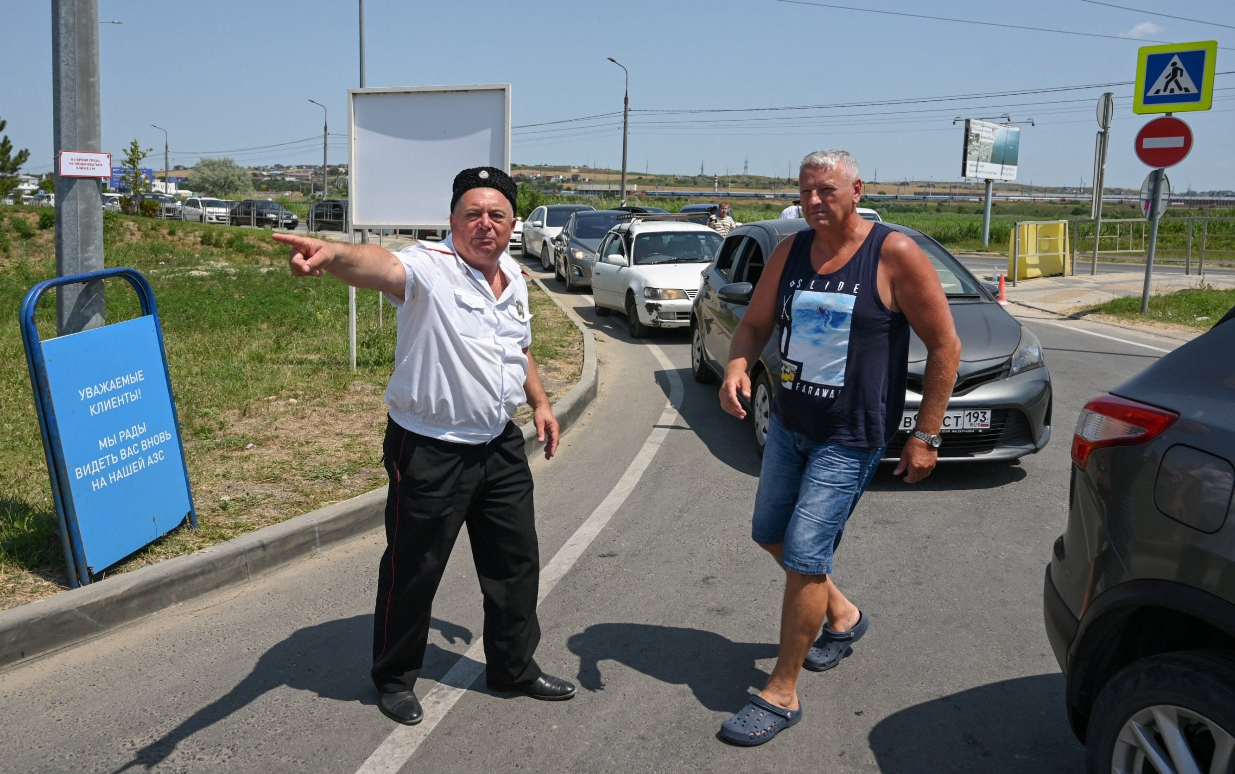 A petrol queue in the Black Sea resort of Anapa - Sergey Pivovarov/Reuters