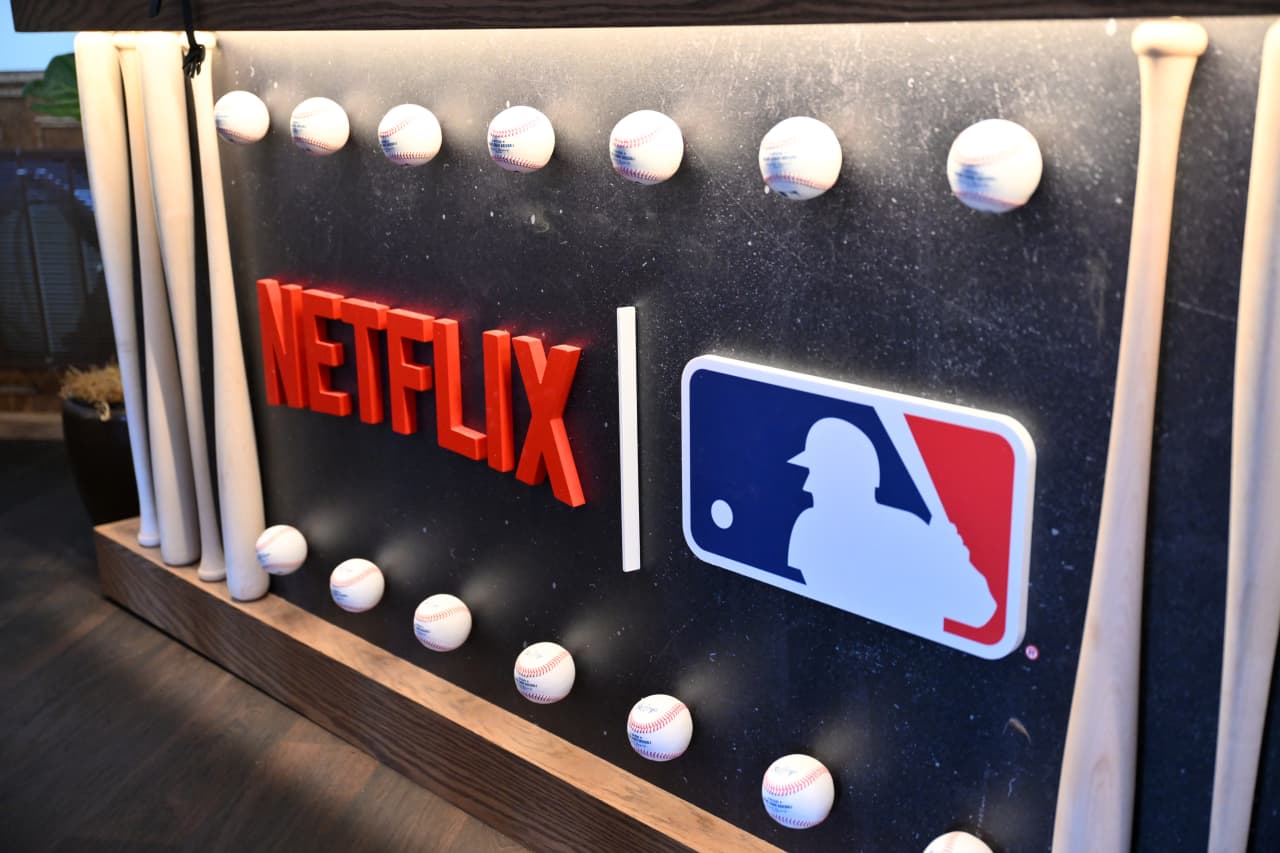 Netflix is keeping investors in the dark, why that's never the answer