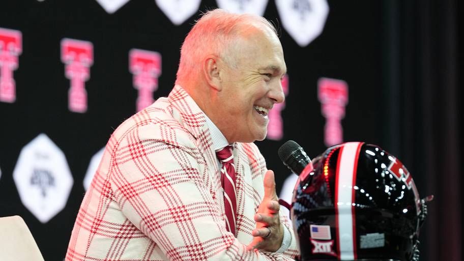 Does the national media think Texas Tech football can win it all this season?