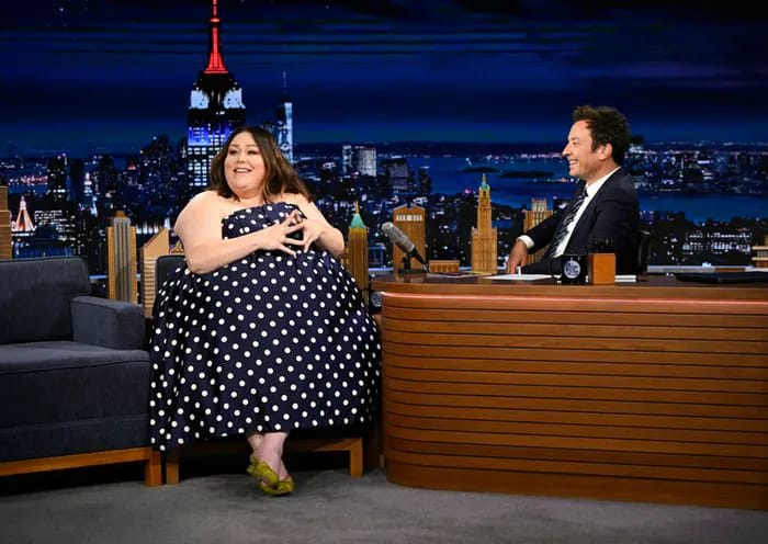 Chrissy Metz Shows Off Her 100-Lb Weight Loss On The 'Tonight Show'
