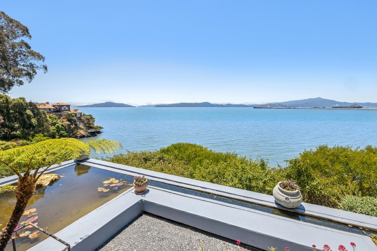House of the Week: A Geometric Home Overlooking San Francisco Bay