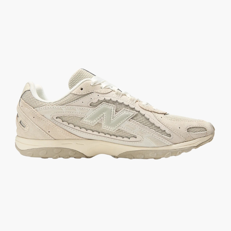 204L Sneakers