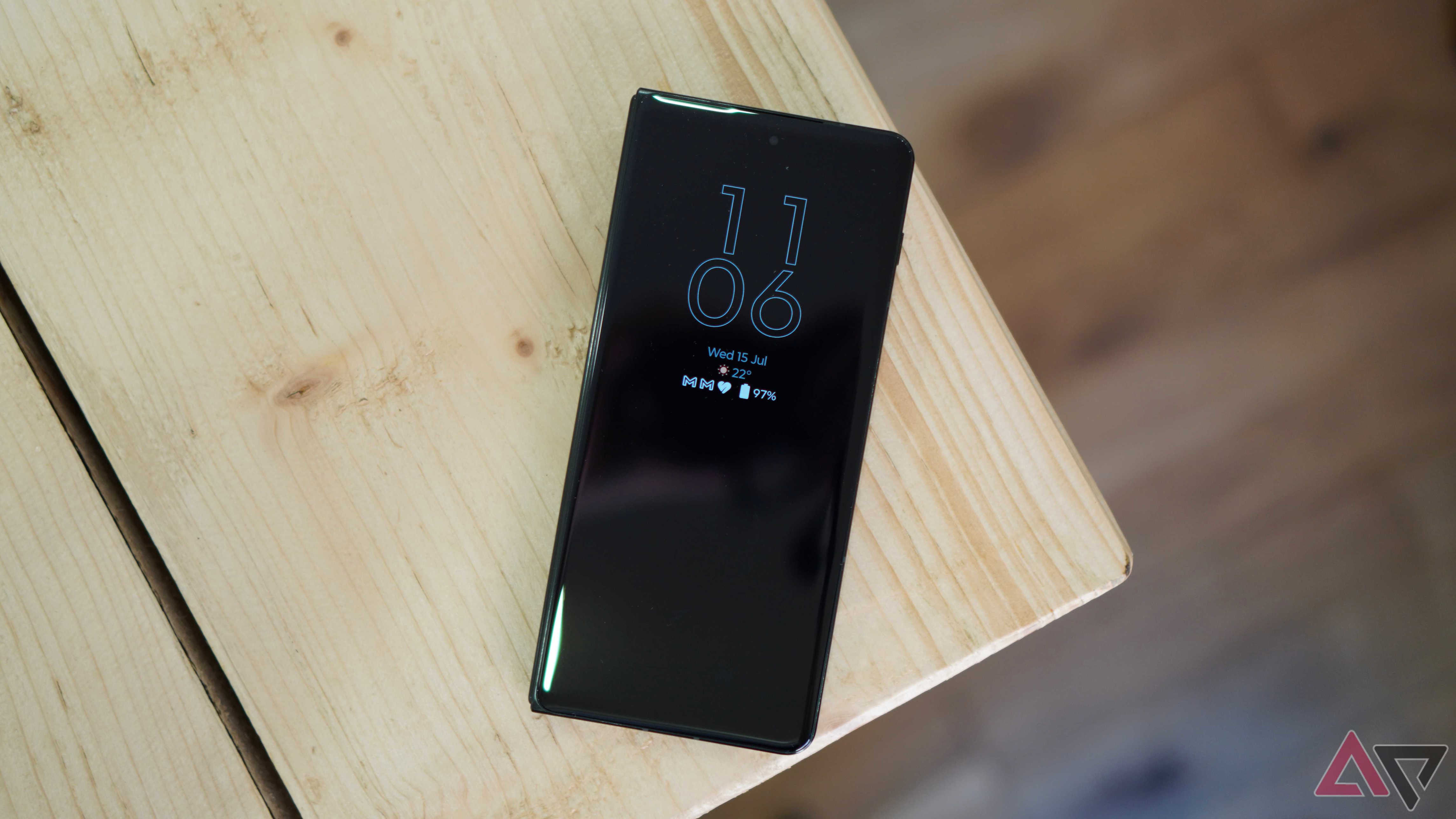 The Motorola Razr Fold's ambient always-on screen