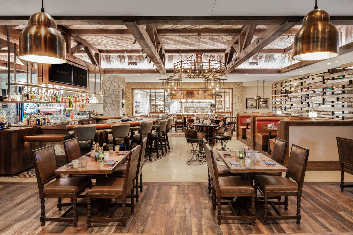 Fort Worth hotel and its restaurant ranked as the best in the country again