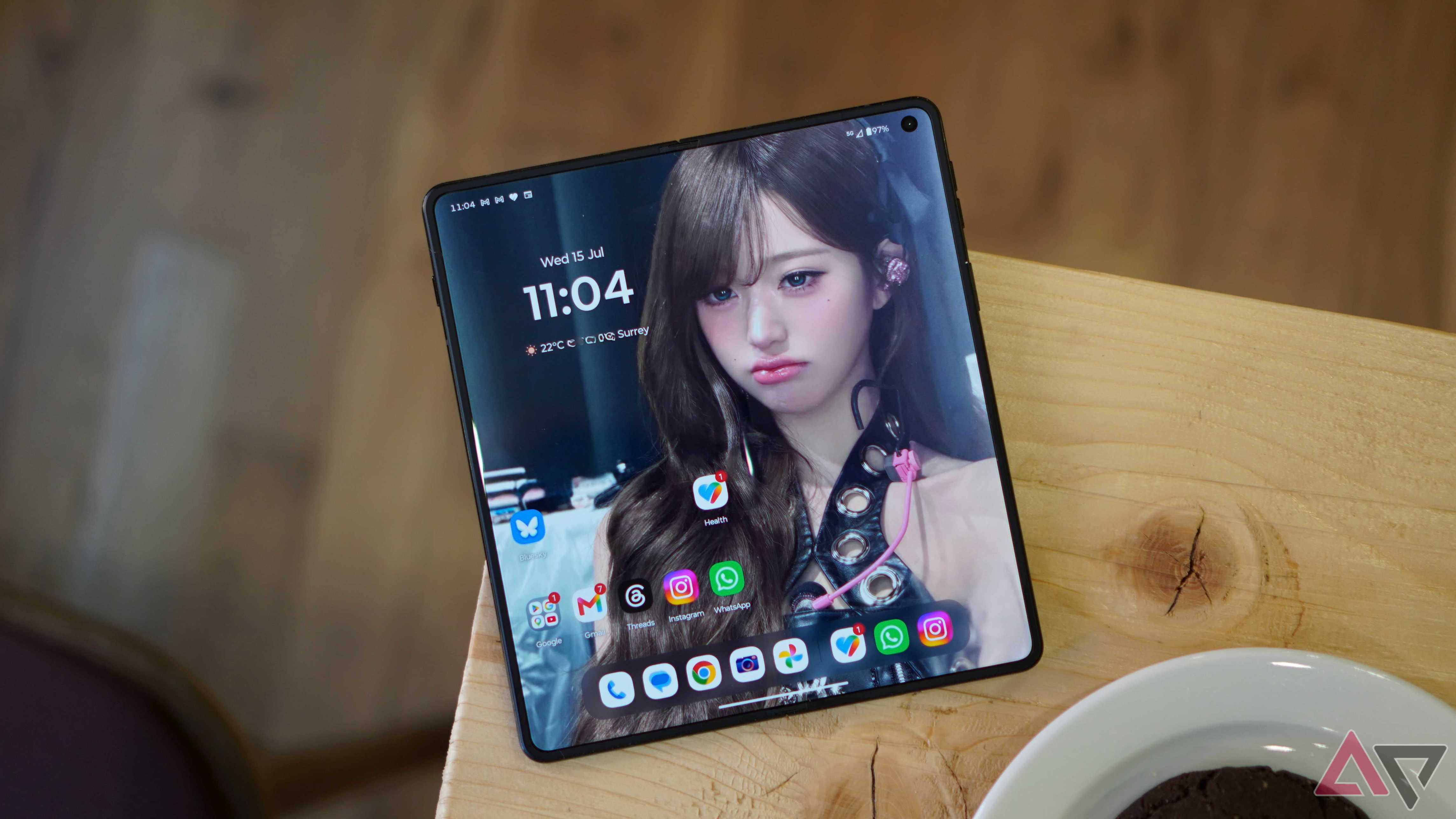 The Motorola Razr Fold's open screen