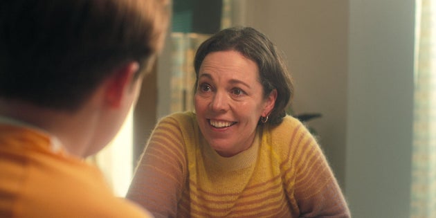 Olivia Colman as Sarah Nelson in the first season of Heartstopper