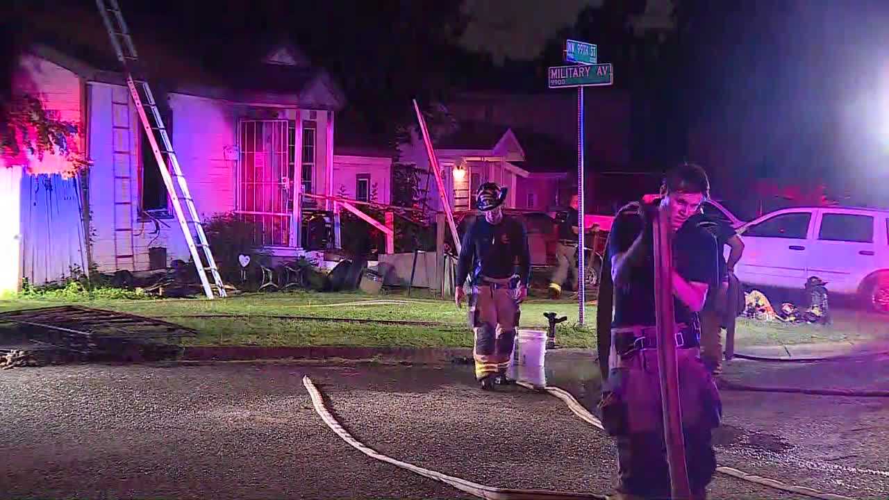 Firefighters knock out house fire in northwest Oklahoma City