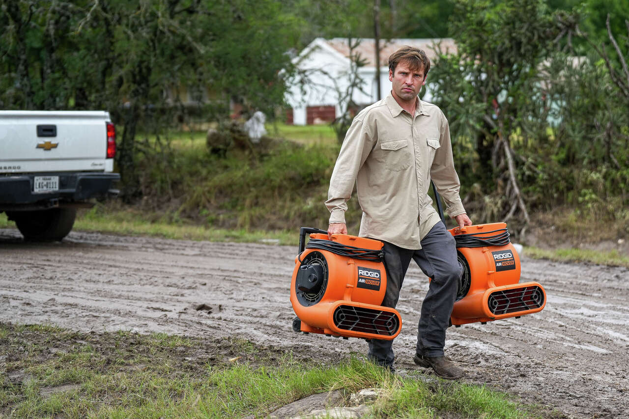 A year after devastating floods, Comfort residents pick up the pieces again